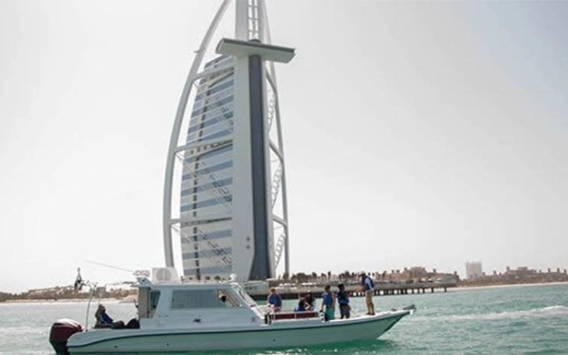 Sleek side view of 33ft Cruiser Yacht – yacht rental Dubai | Mala Yachts