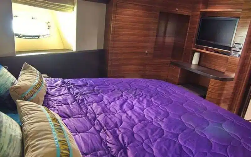 Cozy double bedroom in 77 feet yacht – Mala Yachts yacht rental in Dubai