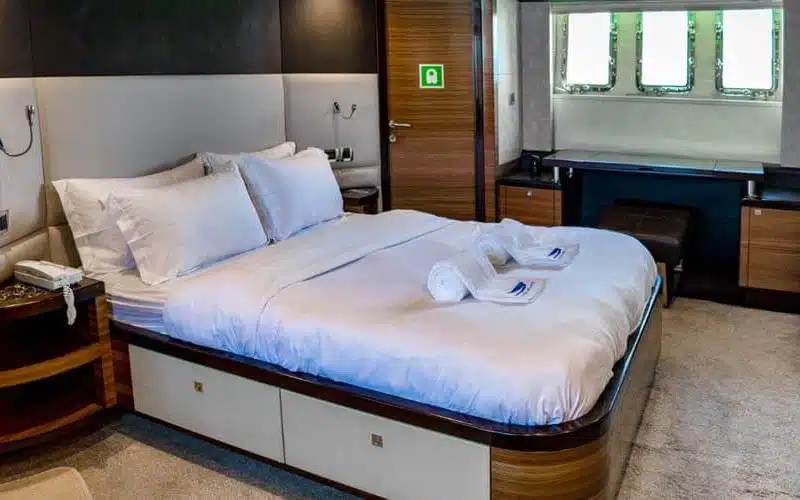 Master bedroom onboard 77ft yacht – yacht rental Dubai by Mala Yachts
