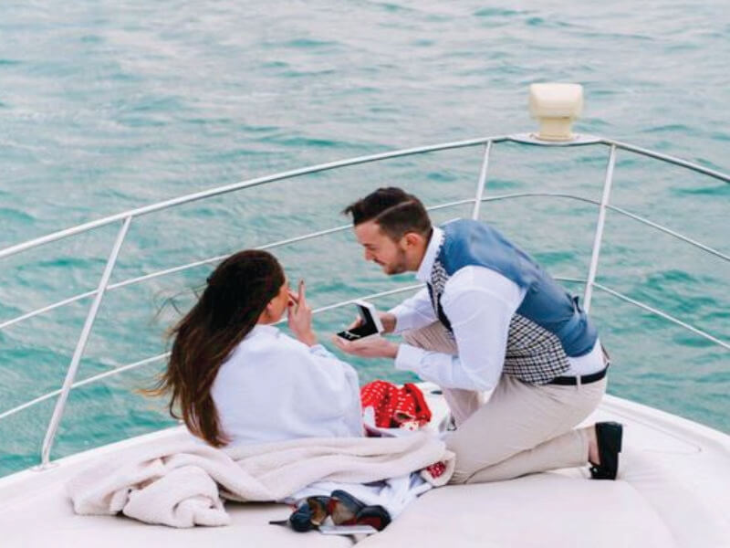Dubai Yacht Rental for Proposals: An Unforgettable Moment with Mala Yachts