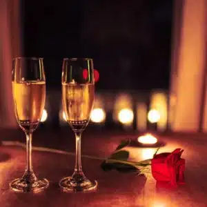 Perfect Romantic Wedding Room Decoration For Intimate Yacht Ceremonies