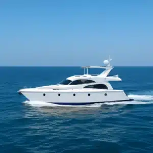 The Ultimate Guide to Small Yacht Rental Dubai – Private & Luxurious Experiences