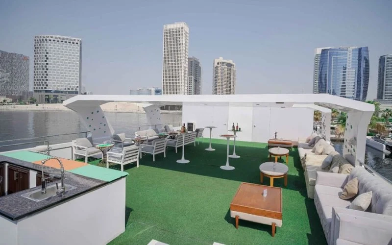 Fully equipped galley with stainless steel appliances and marble countertops in 100ft Bela Vita Yacht